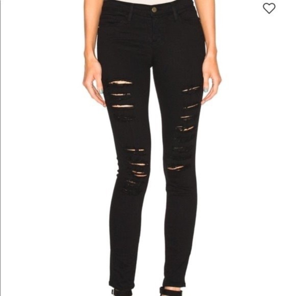 Free with purchase over $30 / FRAME distressed Jeans Le Skinny De Jeanne Size 25